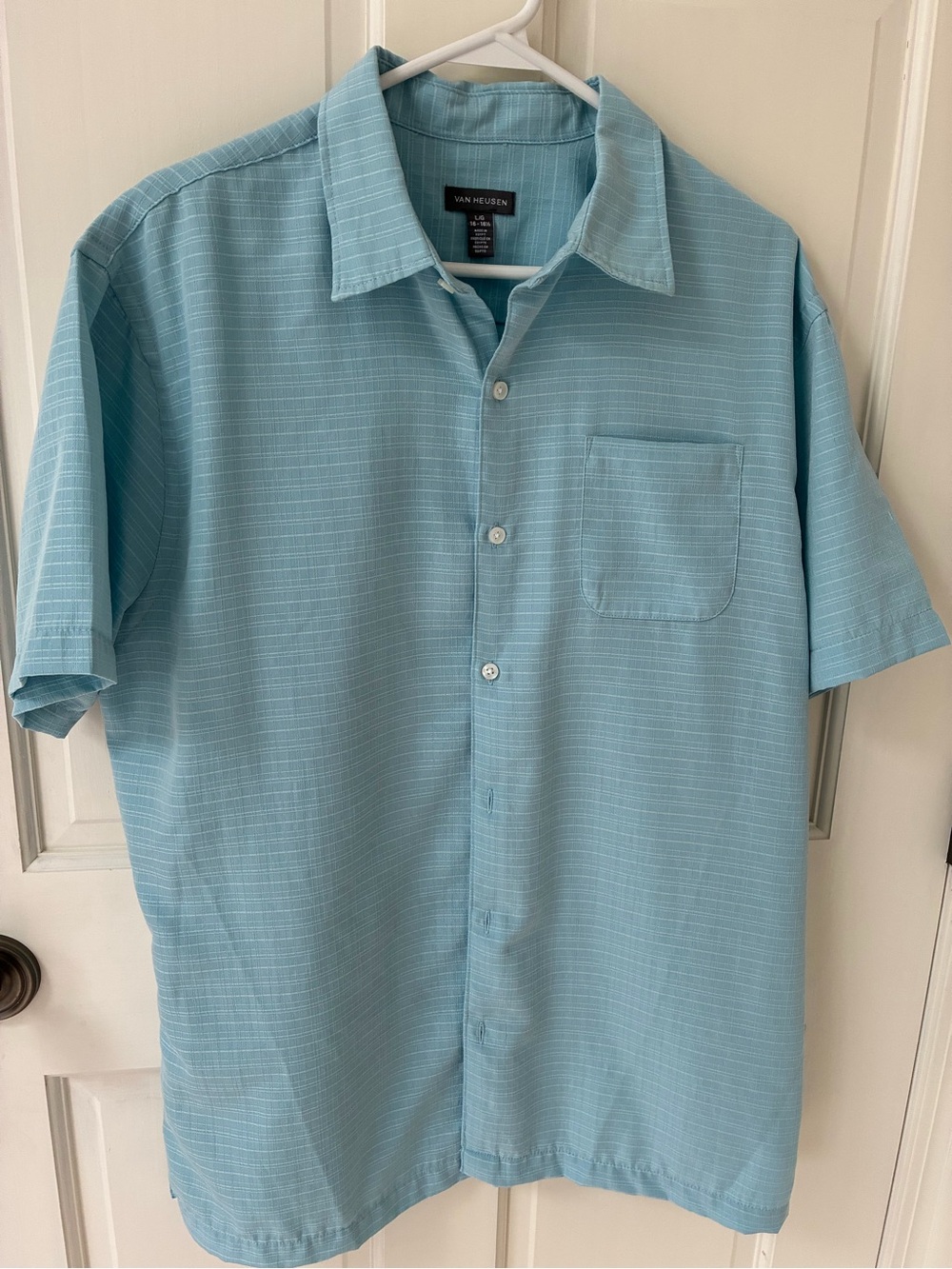 Two Van Heusen Men’s Short Sleeve Shirt - Aqua And Grey - Picture 2 of 10